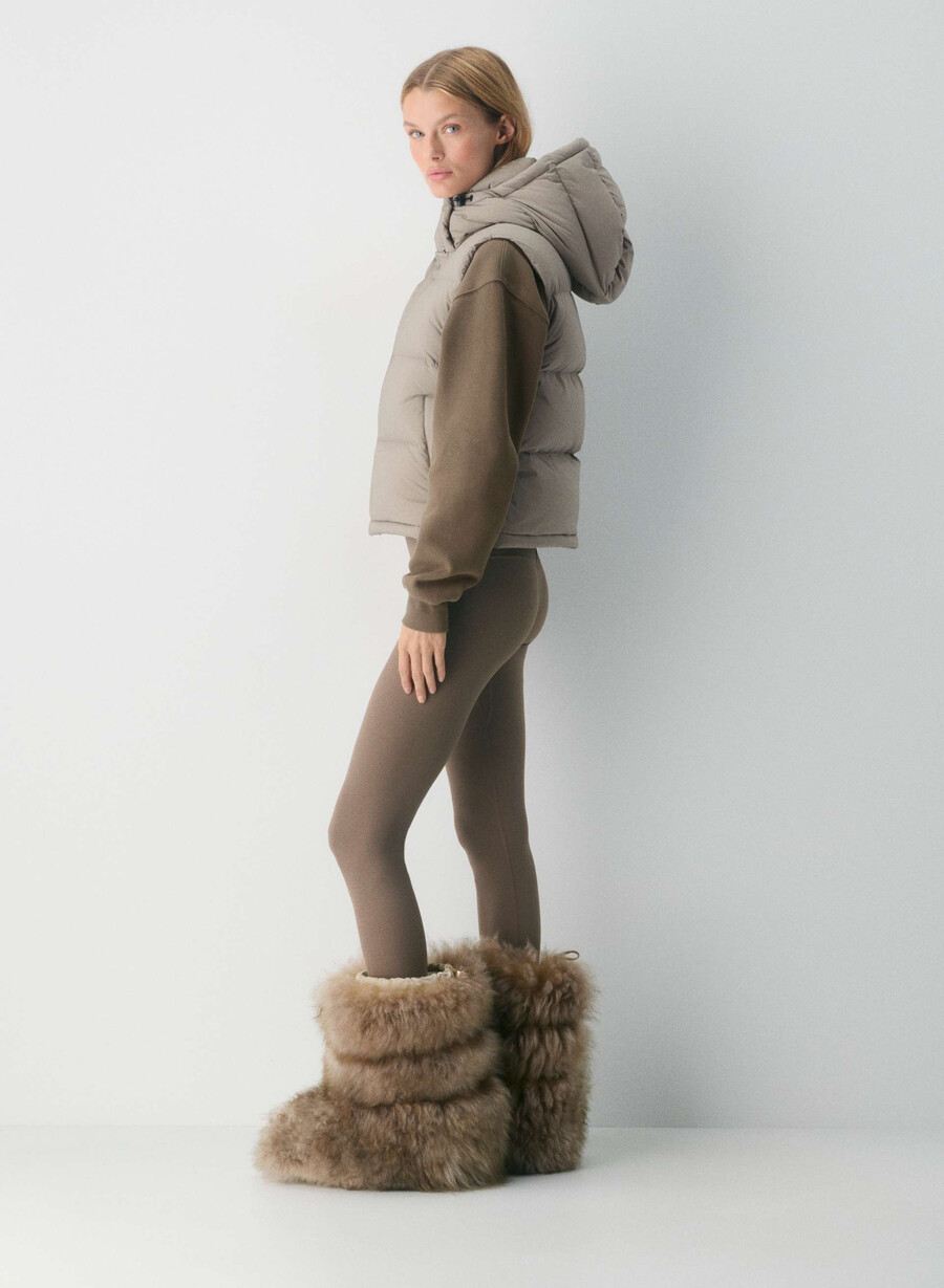 super puff shorty vest - climatte modern taupe