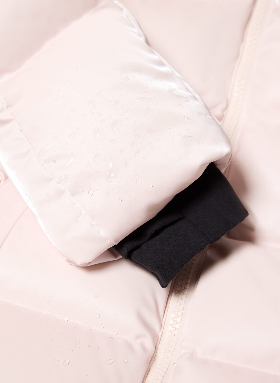 supersnug puff - flytande glans mochi rosa