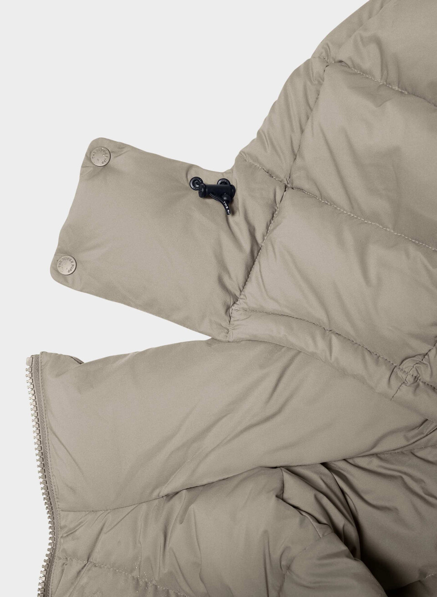 super resort puff - climatte modern taupe
