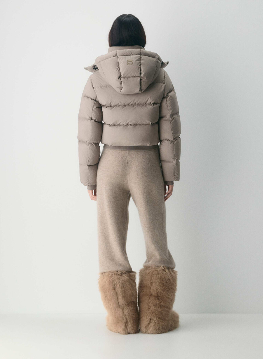 super resort puff - climatte modern taupe
