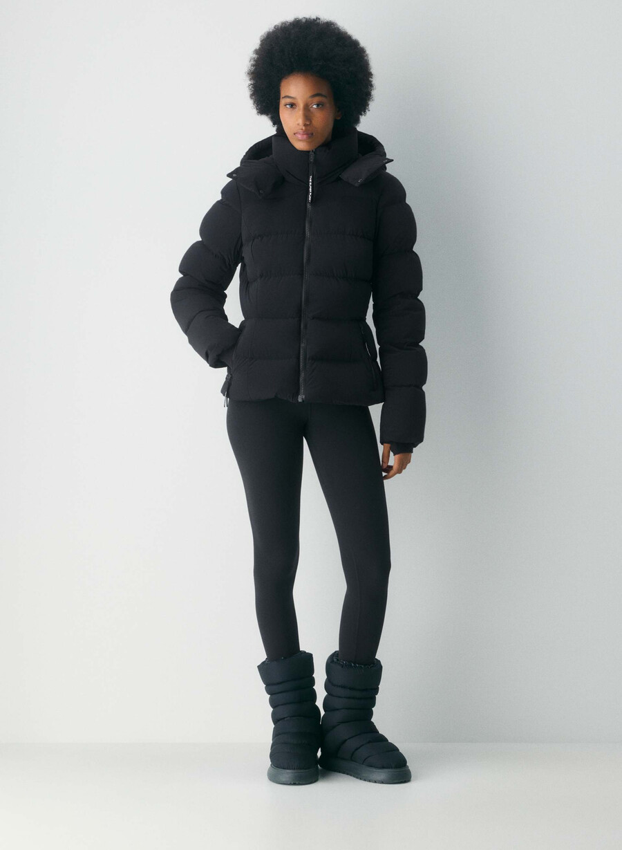 supersnug puff - orbit stretch svart