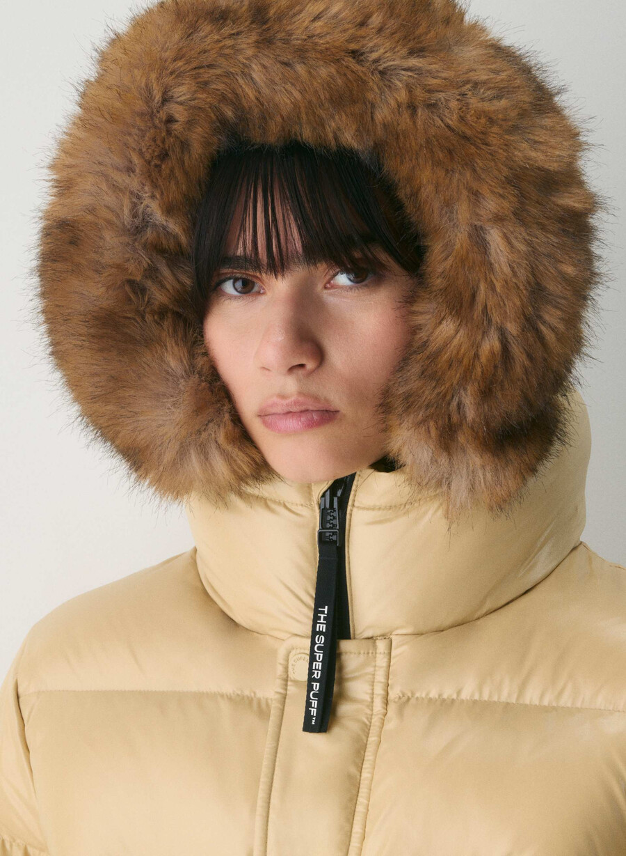 super chalet puff - högblank mica bg lynx bg