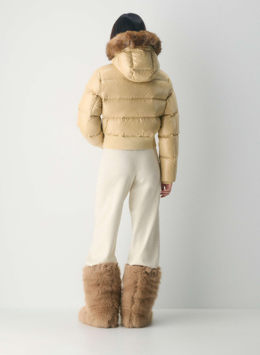 super chalet puff - högblank mica bg lynx bg
