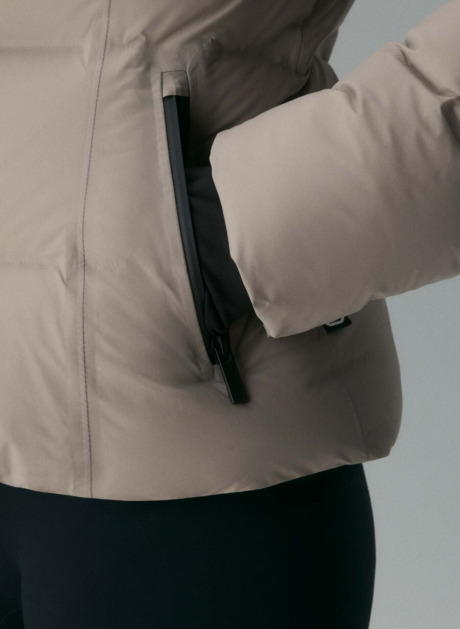 supersnug puff₂o - rainstop modern taupe